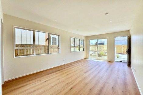 Photo of property in 118 Pigeon Mountain Road, Half Moon Bay, Auckland, 2012