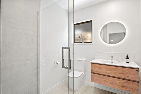 Photo of property in 12 Inder Street, Jacks Point, 9371