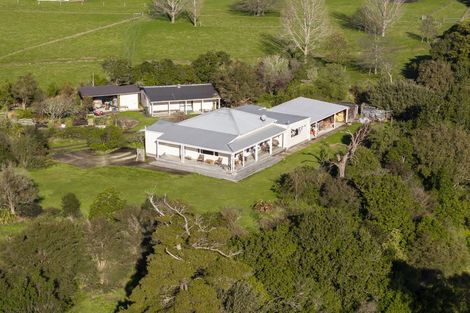 Photo of property in 652a Te Whiti Road, Te Whiti, Masterton, 5884