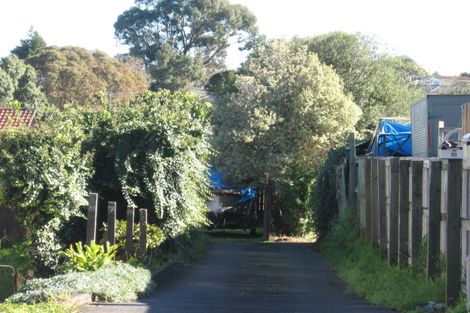 Photo of property in 17 Hobart Crescent, Wattle Downs, Auckland, 2103