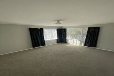 Photo of property in 14a Albert Road, Kelston, Auckland, 0602