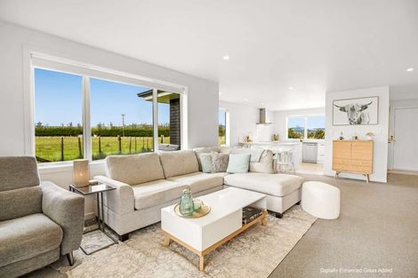 Photo of property in 7 Magnolia Lane, Kelvin Grove, Palmerston North, 4414