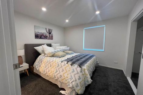 Photo of property in 2 Warbler Crescent, Papakura, 2110