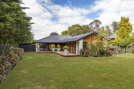 Photo of property in 21 Oakden Drive, Darfield, 7510