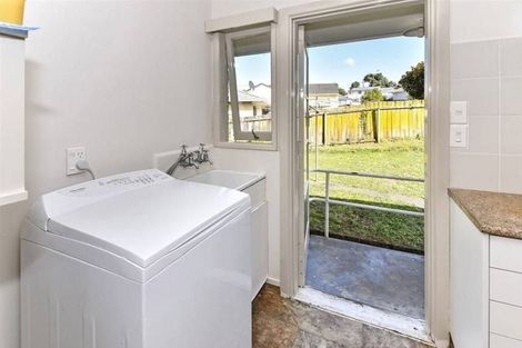 Photo of property in 2/7 Hill Road, Papatoetoe, Auckland, 2025