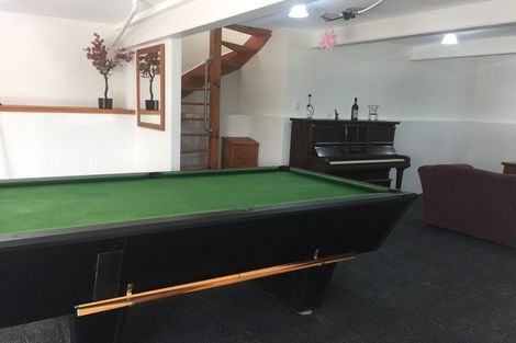 Photo of property in 57 Fairmount Road, Titirangi, Auckland, 0604