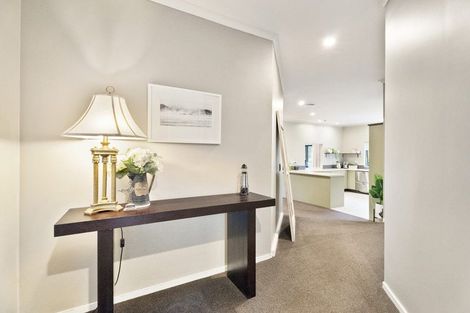 Photo of property in 17 Pitoitoi Avenue, Greenhithe, Auckland, 0632