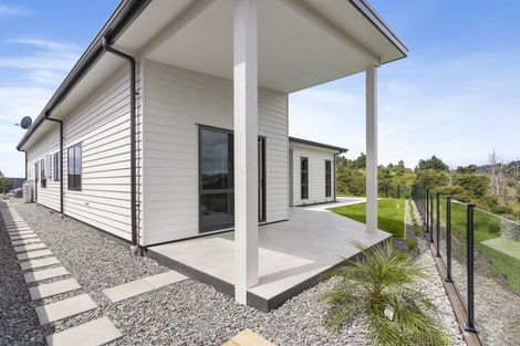Photo of property in 21 Manatu Close, Whangamata, 3691