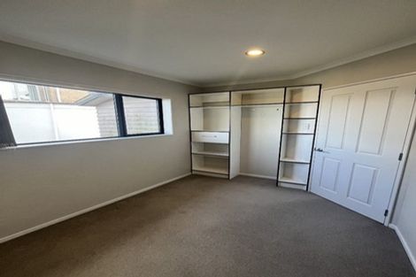 Photo of property in 34 Namsan Close, Fairview Heights, Auckland, 0632