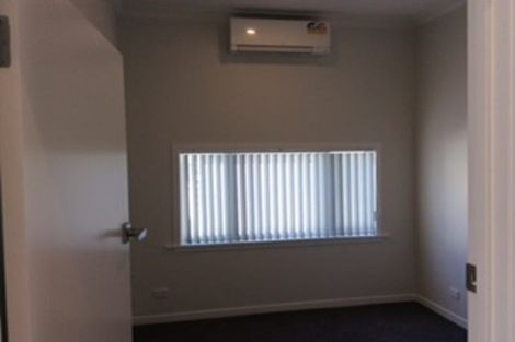 Photo of property in 33 Alma Road, Milford, Auckland, 0620