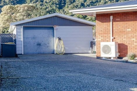 Photo of property in 5 Mitchell Place, Cobden, Greymouth, 7802