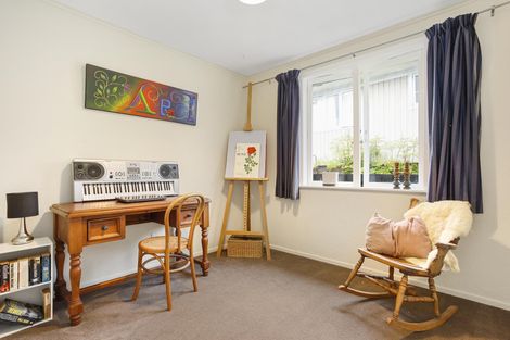 Photo of property in 536 West Coast Road, Oratia, Auckland, 0604