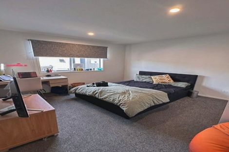 Photo of property in 8 Selkirk Lane, Hamilton Lake, Hamilton, 3204