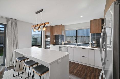 Photo of property in 19 Cressy Place, Darfield, 7510