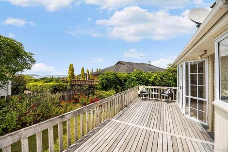 Photo of property in 9 Javelin Place, West Harbour, Auckland, 0618