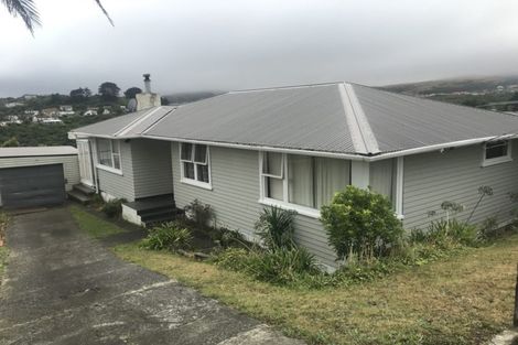 Photo of property in 16 Diane Grove, Paparangi, Wellington, 6037