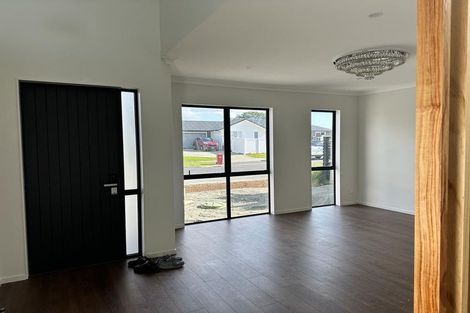 Photo of property in 27 Raymond Grace Avenue, Huapai, Kumeu, 0810