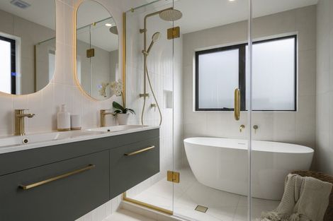 Photo of property in 102e Te Oneroa Way, Long Bay, Auckland, 0630