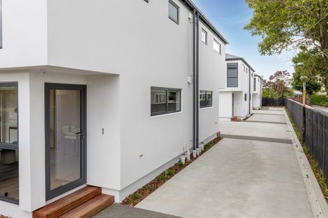 Photo of property in 6/654 Gloucester Street, Linwood, Christchurch, 8062