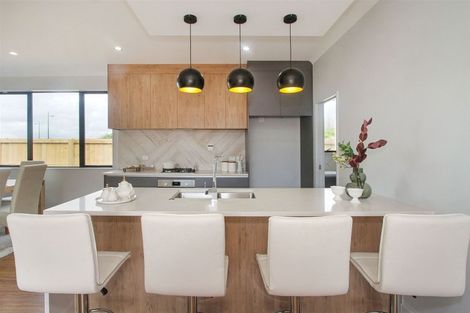 Photo of property in 65 Clarks Beach Road, Clarks Beach, 2122