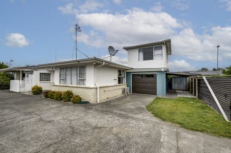 Photo of property in 11 Chester Street, Taradale, Napier, 4112