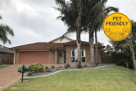 Photo of property in 5 Castlehill Court, Wattle Downs, Auckland, 2103