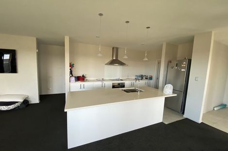 Photo of property in 86 Shillingford Boulevard, Rolleston, 7615