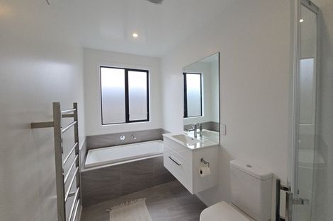 Photo of property in 33 Drysdale Road, Jacks Point, 9371