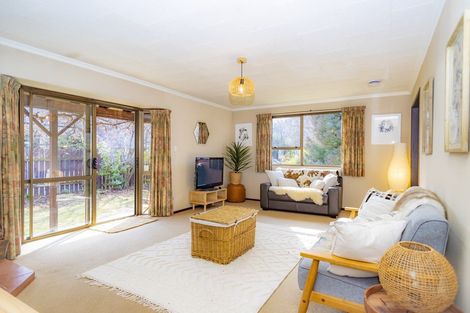 Photo of property in 58 Adamson Drive, Arrowtown, 9302