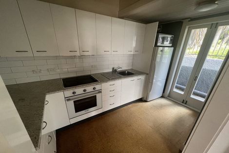 Photo of property in 24 Myrtle Crescent, Mount Cook, Wellington, 6021