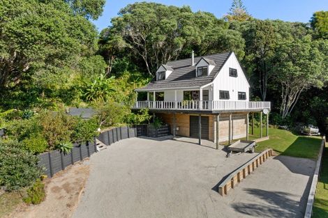 Photo of property in 338 Onemana Drive, Onemana, Whangamata, 3691