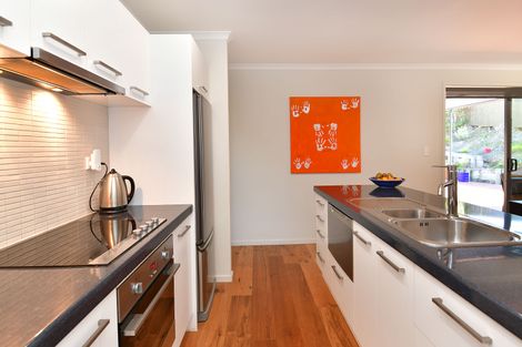 Photo of property in 38 Otanerua Road, Hatfields Beach, Orewa, 0931