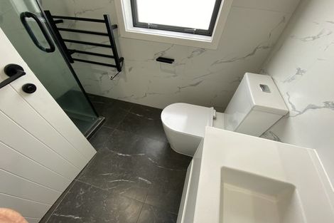 Photo of property in 35e Vincent Street, Howick, Auckland, 2014