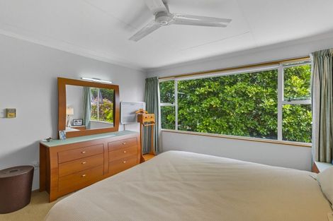 Photo of property in 335 Te Moana Road, Waikanae, 5036