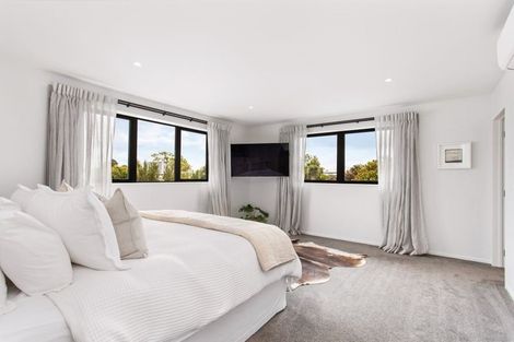 Photo of property in 14 Queens Avenue, Merivale, Christchurch, 8014