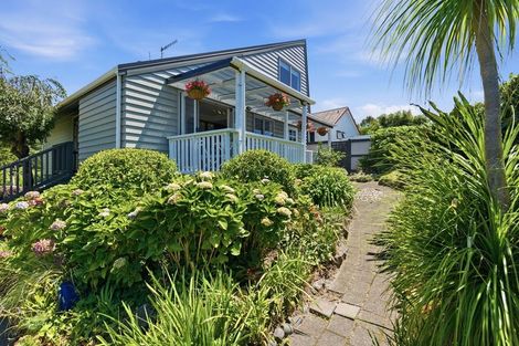 Photo of property in 2 Ely Place, Bethlehem, Tauranga, 3110