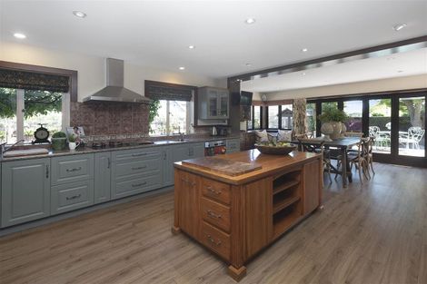 Photo of property in 283 Papanui Road, Merivale, Christchurch, 8052