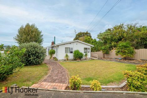 Photo of property in 61 Christmas Road, Manurewa, Auckland, 2102