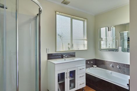 Photo of property in 62 Rennie Avenue, Milson, Palmerston North, 4414