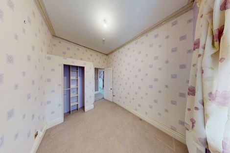 Photo of property in 215 Bridge Street, Bulls, 4818