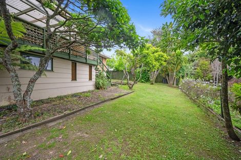 Photo of property in 19 Sartors Avenue, Northcross, Auckland, 0630