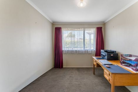 Photo of property in 2 Mayer Crescent, Wakefield, 7025