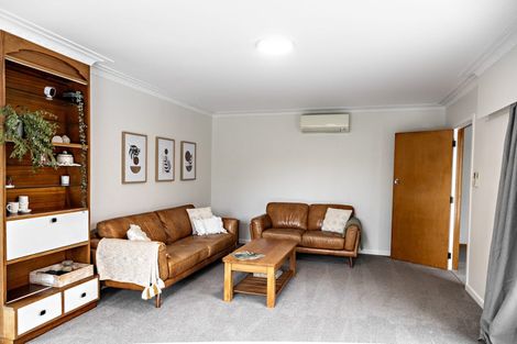 Photo of property in 18 Tuhangi Street, Te Kamo, Whangarei, 0112