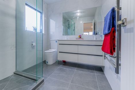 Photo of property in 48 Eighth View Avenue, Beachlands, Auckland, 2018