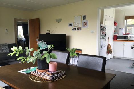 Photo of property in 2/63 Mandalay Terrace, Khandallah, Wellington, 6035