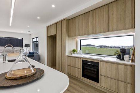 Photo of property in 5 Nola Avenue, Glenbrook, 2681