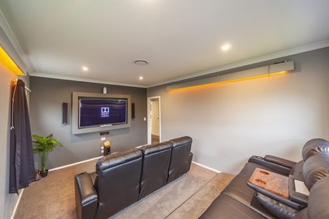 Photo of property in 24 Pukaki Place, Poraiti, Napier, 4112