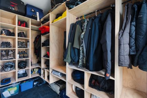 Photo of property in 13 Teal Place, Lake Hawea, Wanaka, 9382