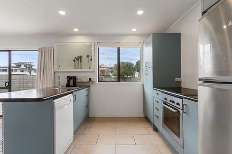 Photo of property in 109 Winifred Avenue, Whangamata, 3620