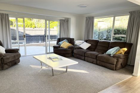 Photo of property in 83a Wilsons Road, Saint Martins, Christchurch, 8022